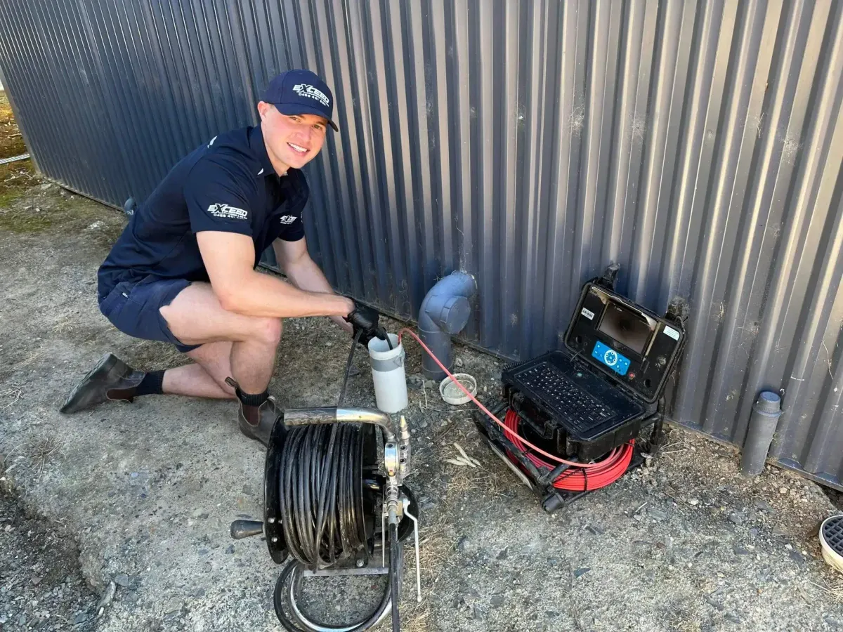 A Andrews Farm plumber carrying out the job step by step